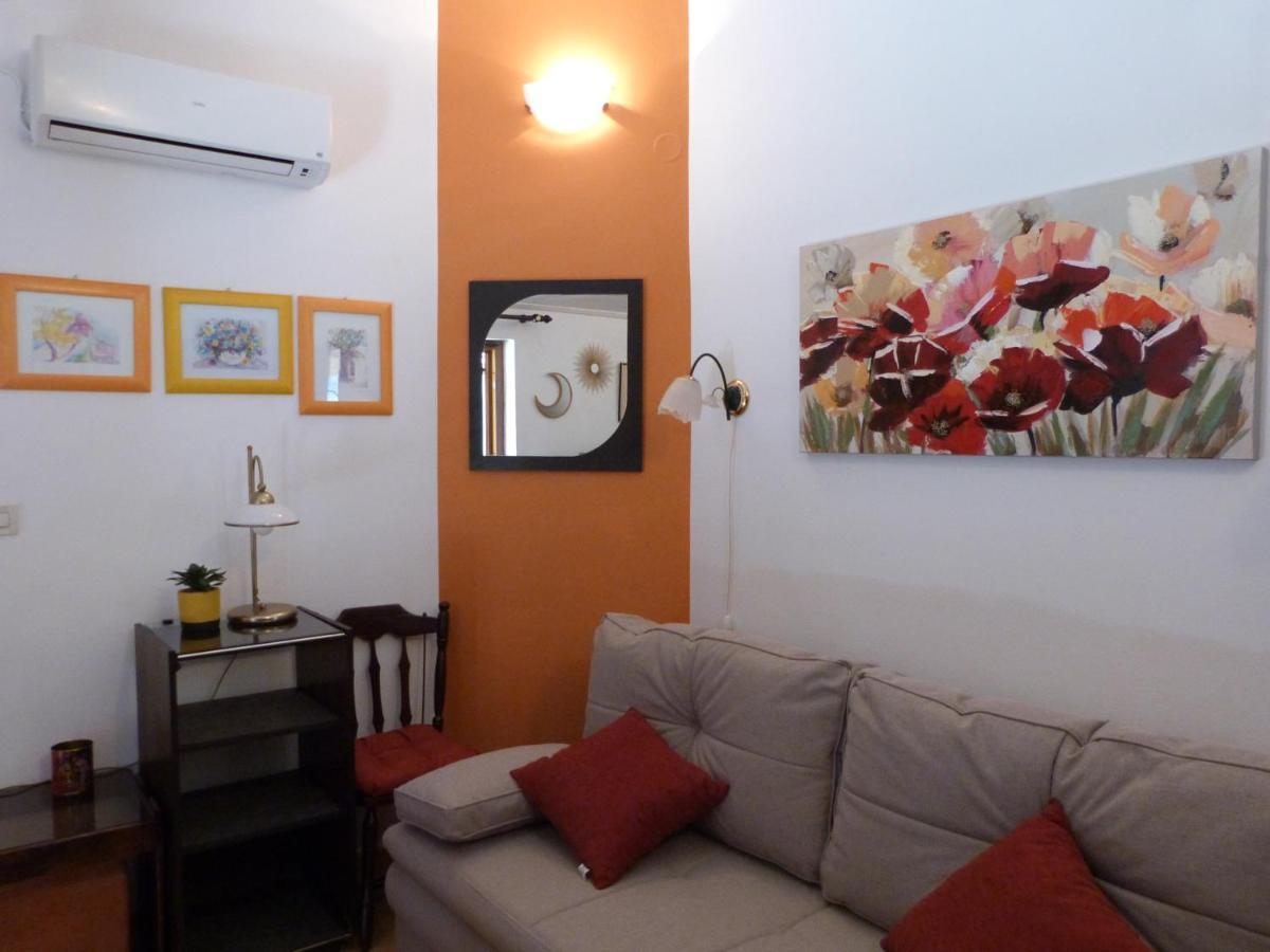 Apartments Eva Sukosan Bagian luar foto