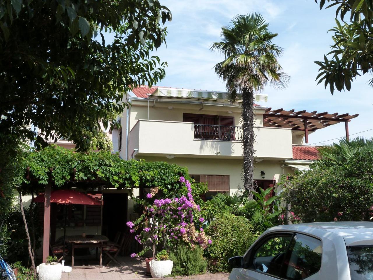 Apartments Eva Sukosan Bagian luar foto